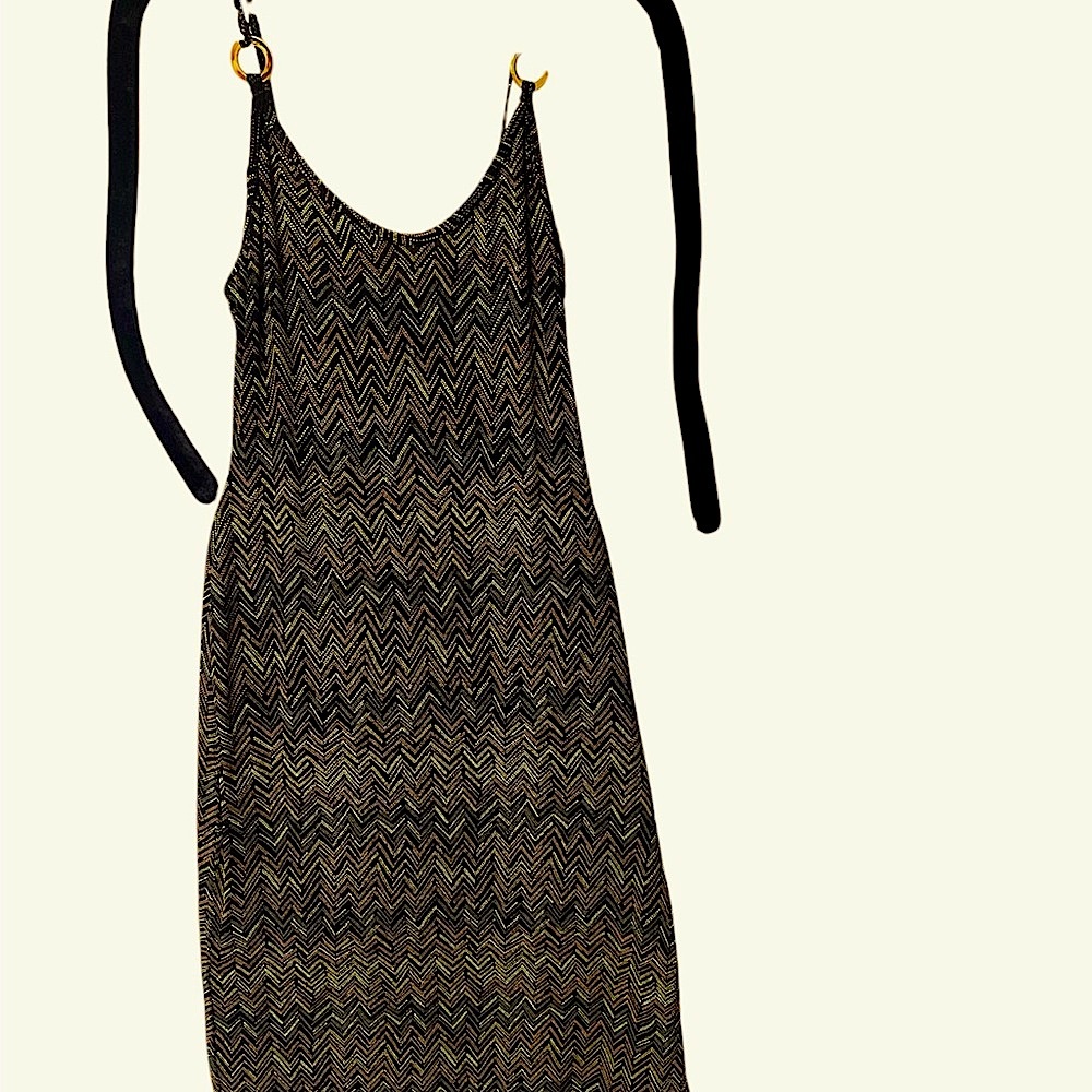 Ganto's Summer dress Size Medium non smoking home - gently used